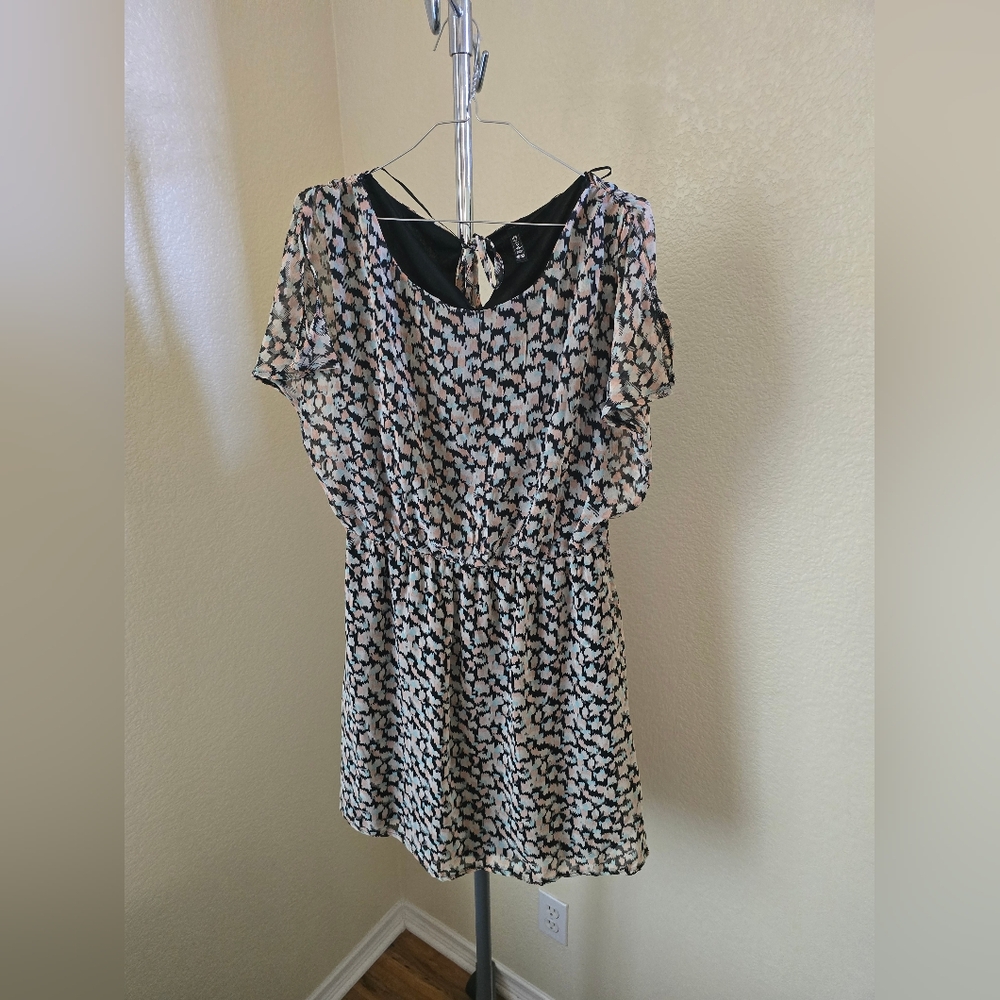 Aviva Short Sleeve Patterned Dress